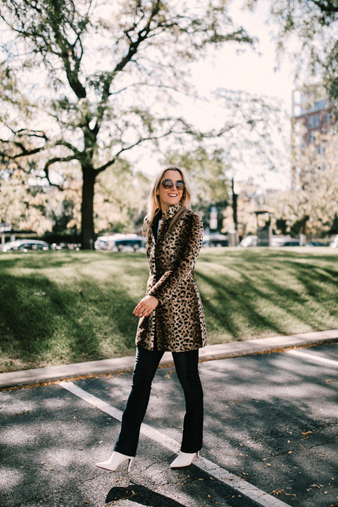 woman Wearing a leopard print coat for NYC woman Wearing a leopard print coat for NYC